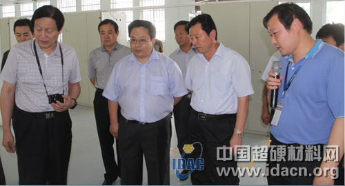 國(guó)家住建部司長(zhǎng)李兵弟蒞臨惠豐金剛石調(diào)研