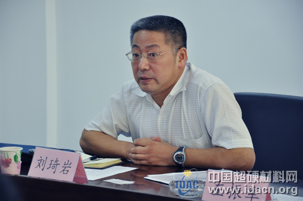 科技部調(diào)研組超硬材料產(chǎn)業(yè)發(fā)展座談會(huì)在鄭召開
