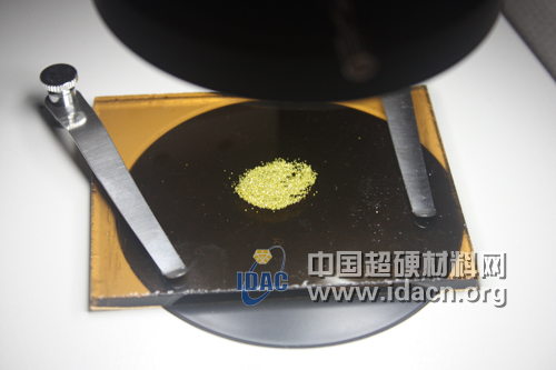 多家企業(yè)參展中國超硬材料技術(shù)論壇