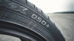 鄧祿普SP SPORT MAXX 050+及DIREZZA DZ102斬獲2017中國金輪獎