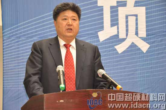 鄭州新材料產業(yè)集聚區(qū)項目正式簽約