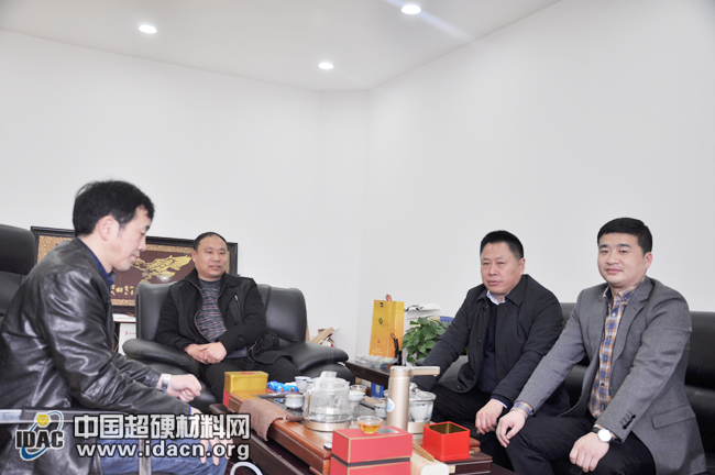 泰隆鉆石總經(jīng)理丁羅杰做客中國超硬材料網(wǎng)