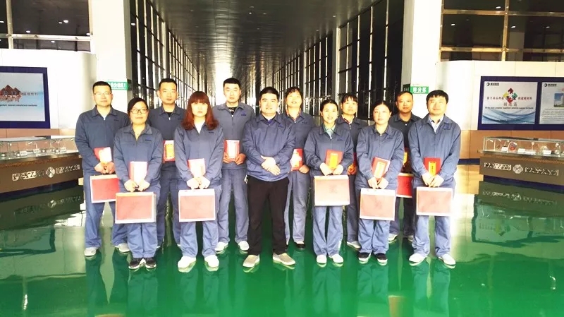 黃河旋風(fēng) 超硬砂輪材料制造事業(yè)部召開2017年度表先會