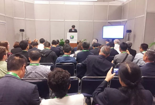 中國機床工具工業(yè)協會在IMTS2018現場舉辦新聞發(fā)布會