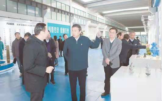焦作市委書記王小平蒞臨富耐克超硬材料產業(yè)園調研非公經濟發(fā)展