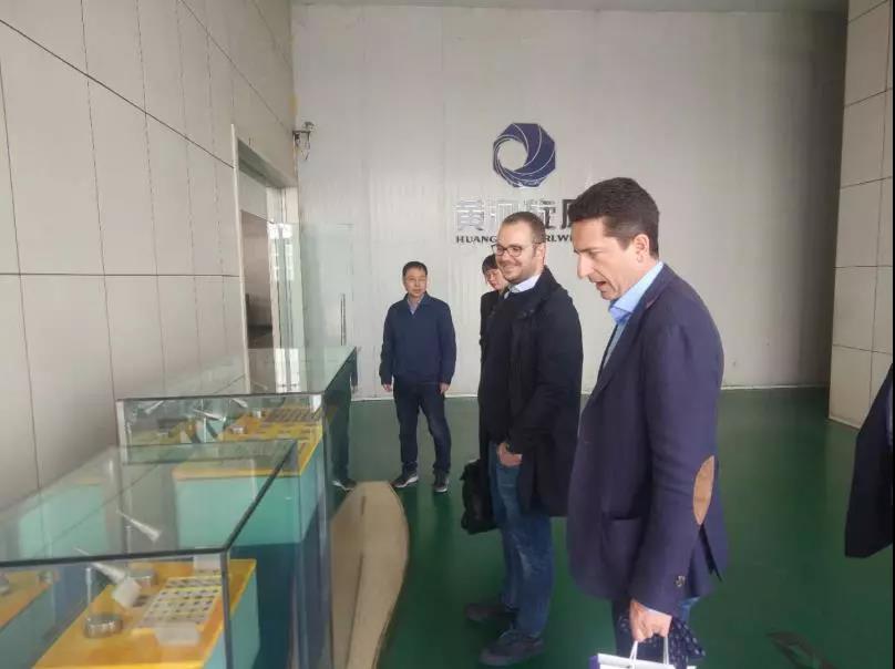 瑞士CoDia Management Sarl公司首席執(zhí)行官一行到黃河旋風參觀訪問