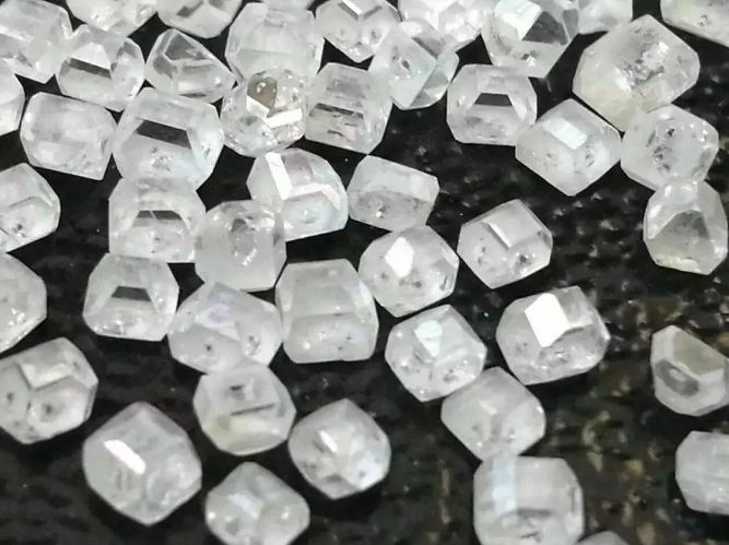 把培育鉆石推向健康發(fā)展新航道