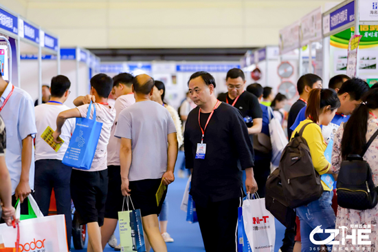 真中！2019年鄭州五金展現(xiàn)場直擊，中西部萬余五金人齊聚首