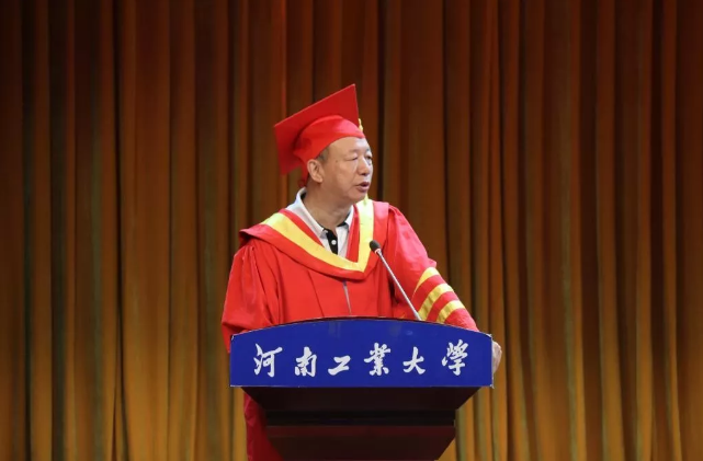 行業(yè)新兵報(bào)到！材料科學(xué)與工程學(xué)院隆重舉行2019屆畢業(yè)典禮