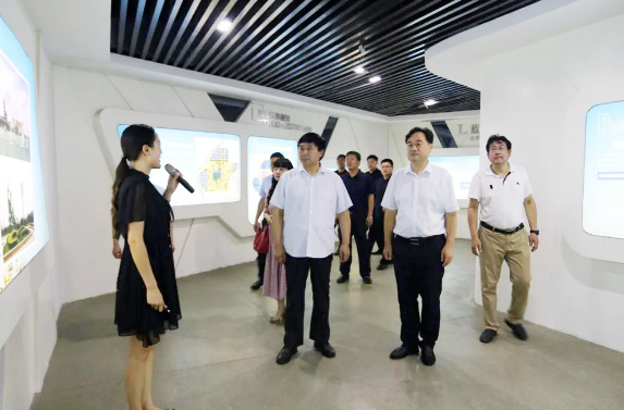 鄭州大學(xué)調(diào)研組到柘城縣調(diào)研金剛石產(chǎn)業(yè)發(fā)展