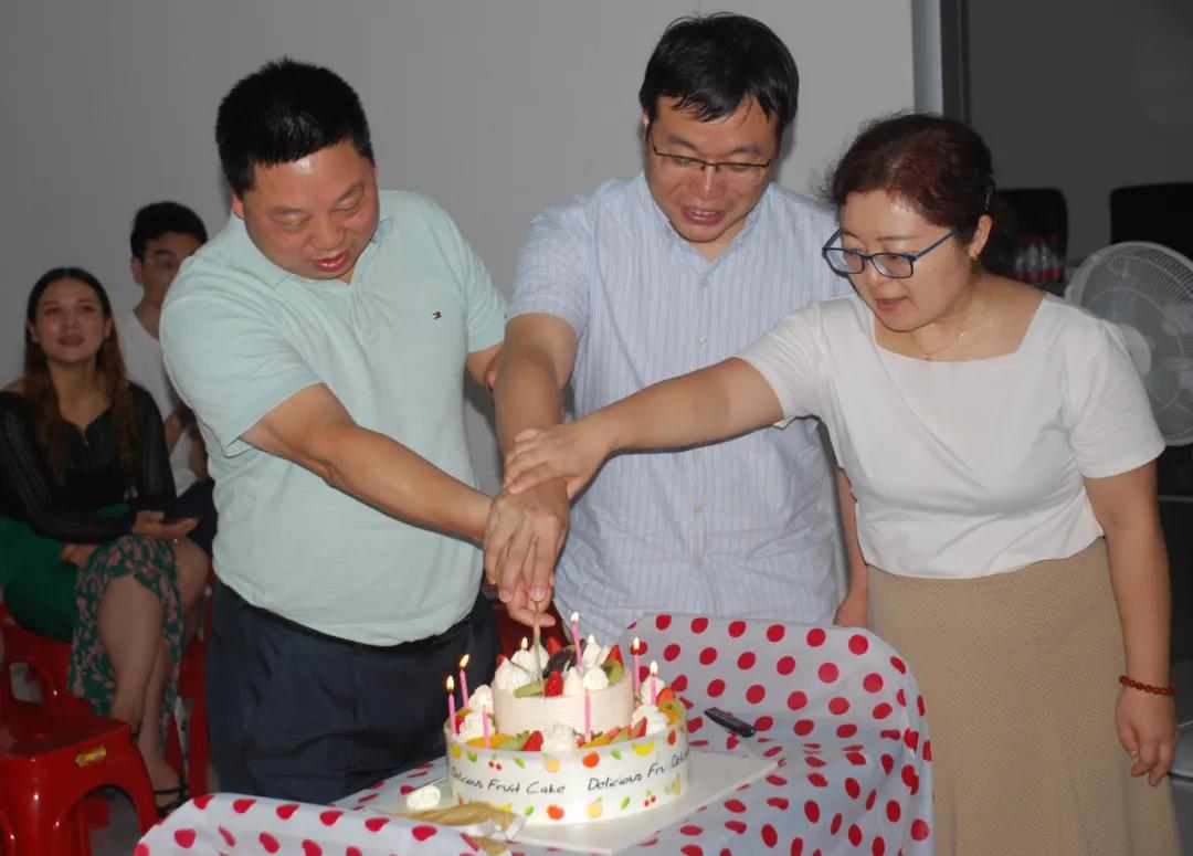深圳海明潤(rùn)開(kāi)業(yè)18周年暨中山海明潤(rùn)工業(yè)園落成1周年慶典隆重舉行