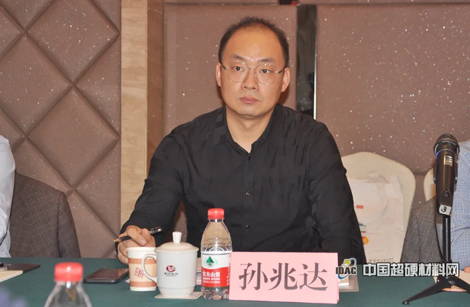 《超硬材料及制品手冊(cè)》第二次編寫會(huì)議在鄭州成功舉辦