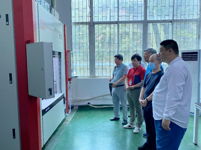 中國(guó)機(jī)床工具工業(yè)協(xié)會(huì)超硬材料分會(huì) 組織專家前往牧激科技進(jìn)行參觀交流