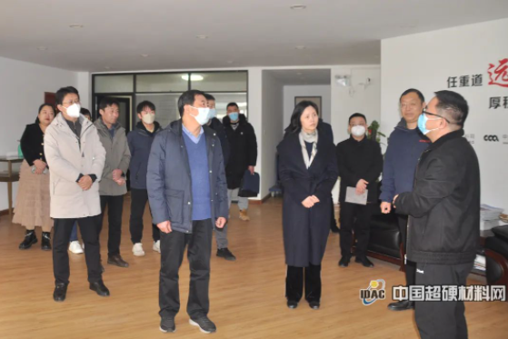 鄭州市科技局領(lǐng)導(dǎo)蒞臨中國(guó)超硬材料網(wǎng)調(diào)研指導(dǎo)