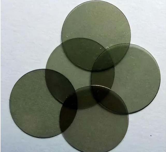 CO2對金剛石膜結(jié)構(gòu)的影響與硬度實(shí)驗(yàn)研究