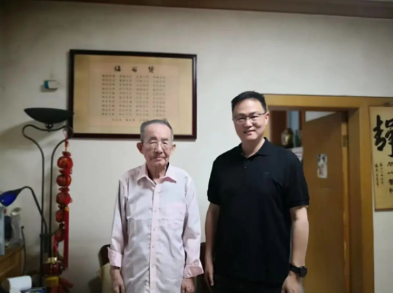 江蘇鋒泰董事長邱瑜銘拜訪王光祖老師、到訪中國超硬材料網