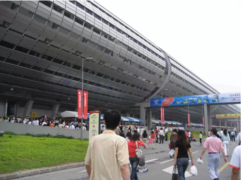 2023廣州數(shù)控機(jī)床、制造業(yè)、橡塑、包裝展震撼開(kāi)幕 展出了國(guó)際新高度